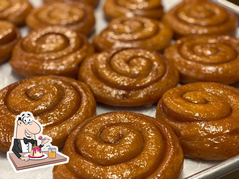 Chuck's Donuts in Renton Restaurant menu and reviews