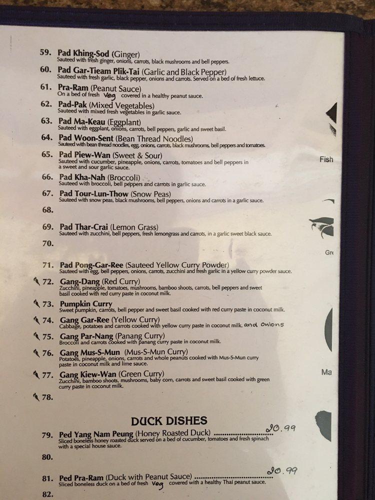Menu at Ruen Tong Thai Cuisine restaurant, Ukiah