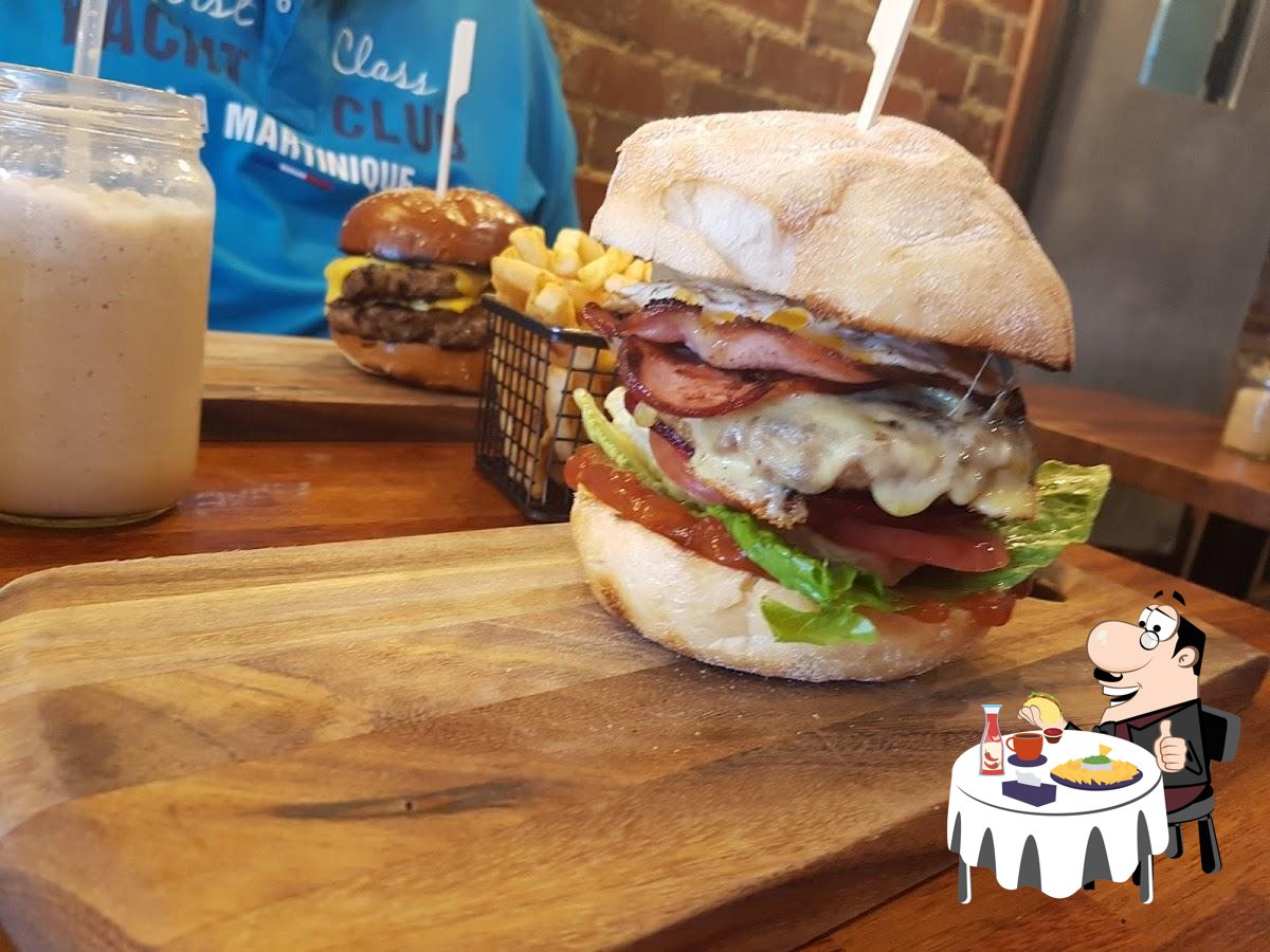 Rocco's Burger Cafe in Croydon North Restaurant menu and reviews