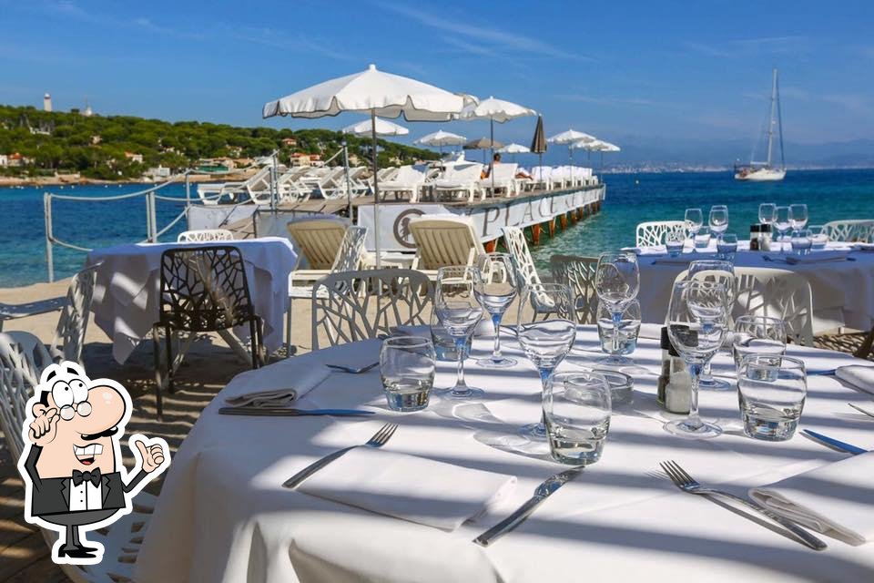 Plage Keller / Restaurant Le César, Antibes Restaurant reviews