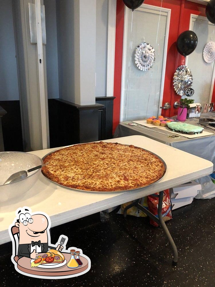 Fat Cat Pizza, 1448 Ety Rd NW in Lancaster Restaurant menu and reviews