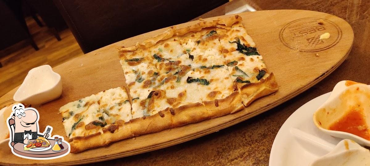 BEST SHAWARMA GRİLL HOUSE in Scarborough Restaurant menu and reviews