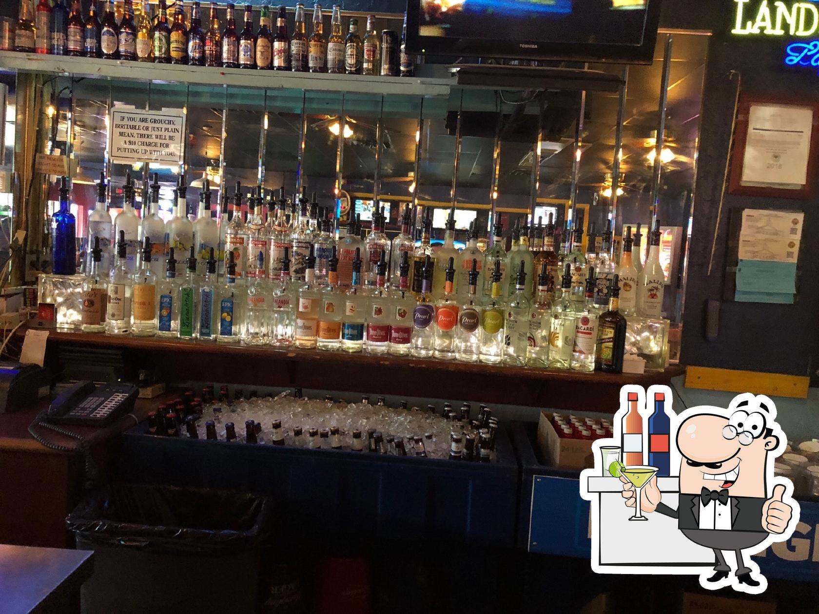 Sneaky's Sports Bar in Largo Restaurant menu and reviews