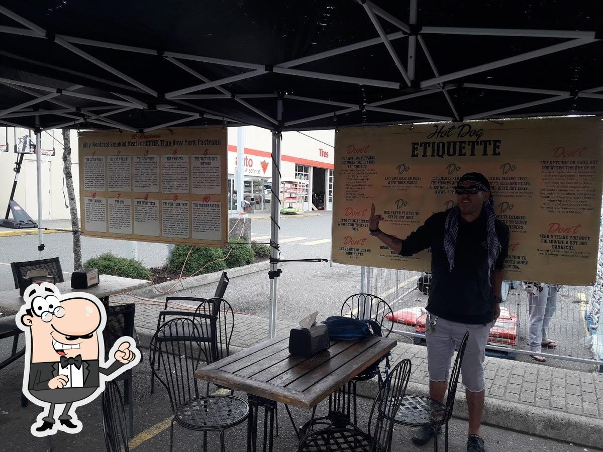 Lully's, 32533 South Fraser Way in Abbotsford - Restaurant menu and reviews