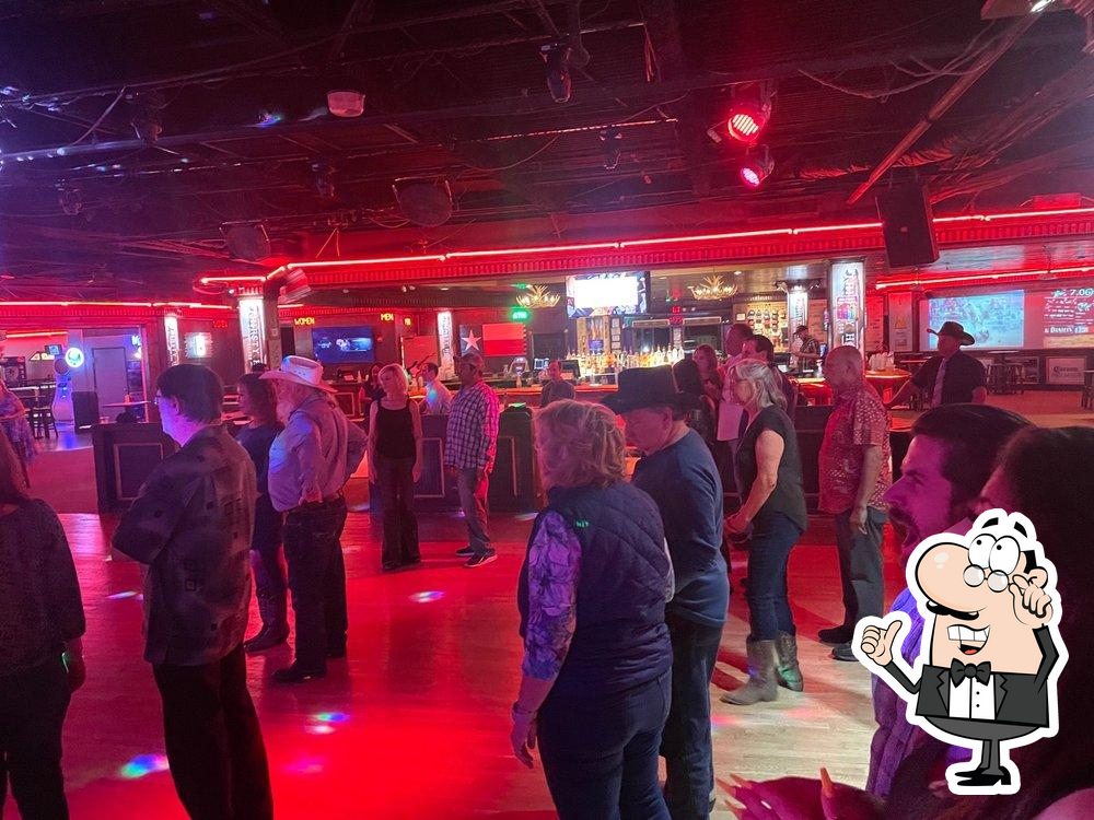 Thirsty Horse Dance Hall & Saloon, 2335 NW Military Hwy in San Antonio