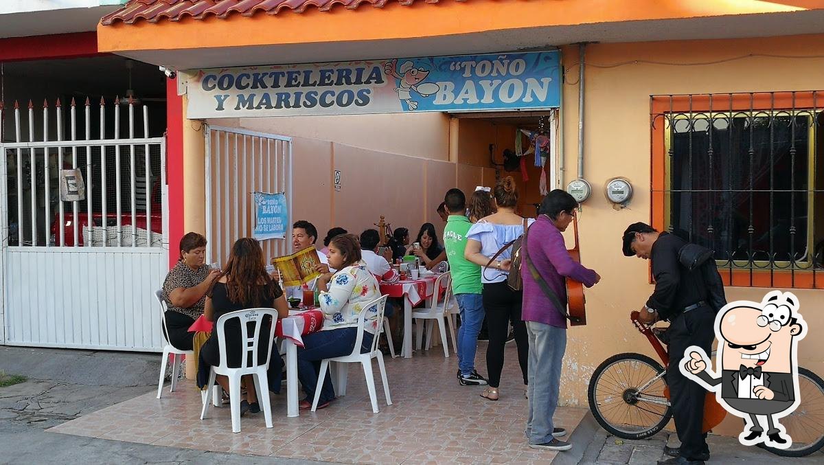 Coctelería y Mariscos Toño Bayon restaurant, Boca del Río - Restaurant  reviews