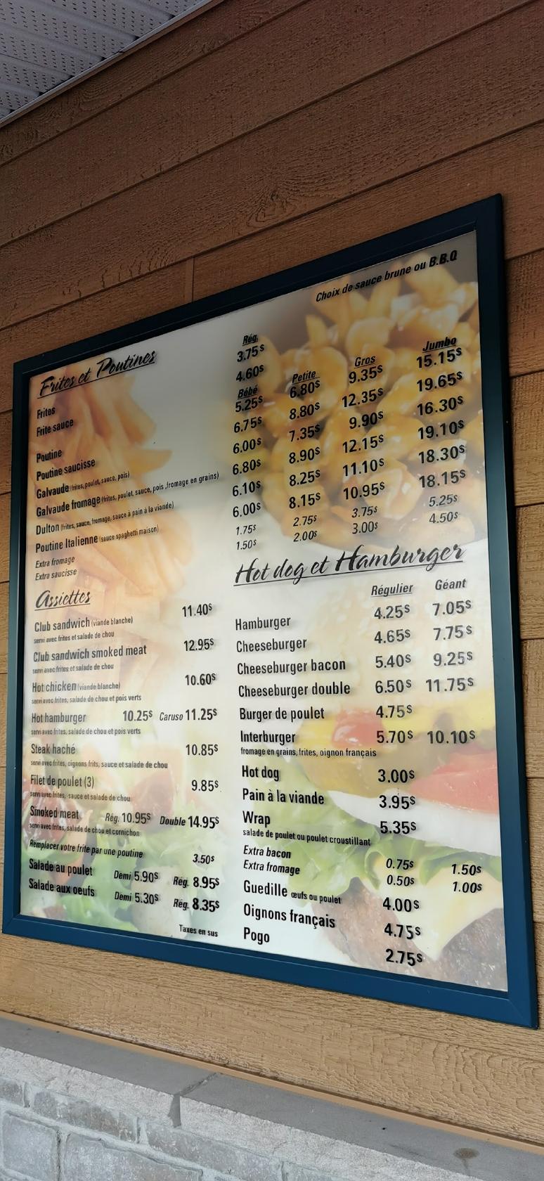 Menu au Cassecroûte Marcotte fast food, SainteCatherinedelaJacques