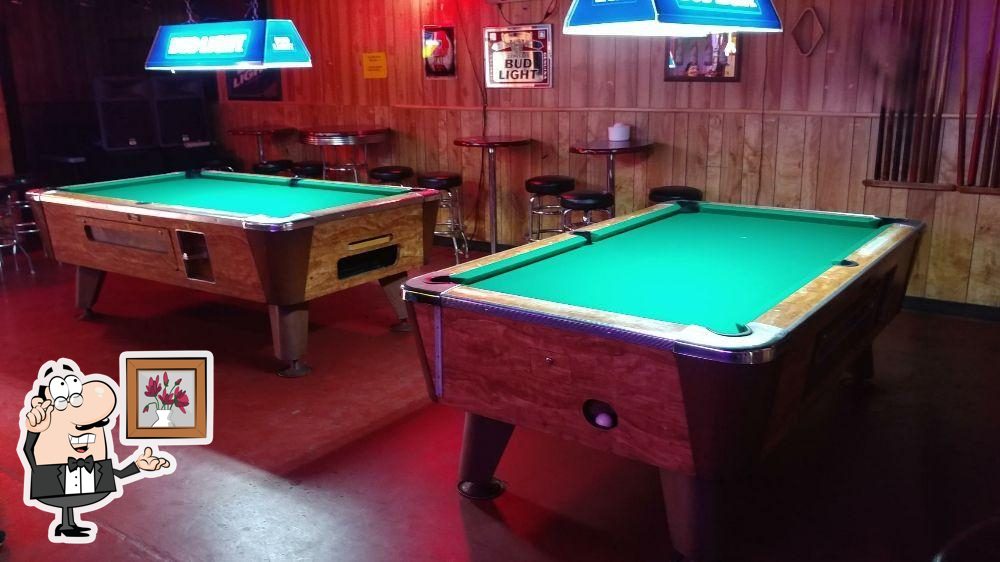 Leaky Tiki Bar in La Habra - Restaurant reviews