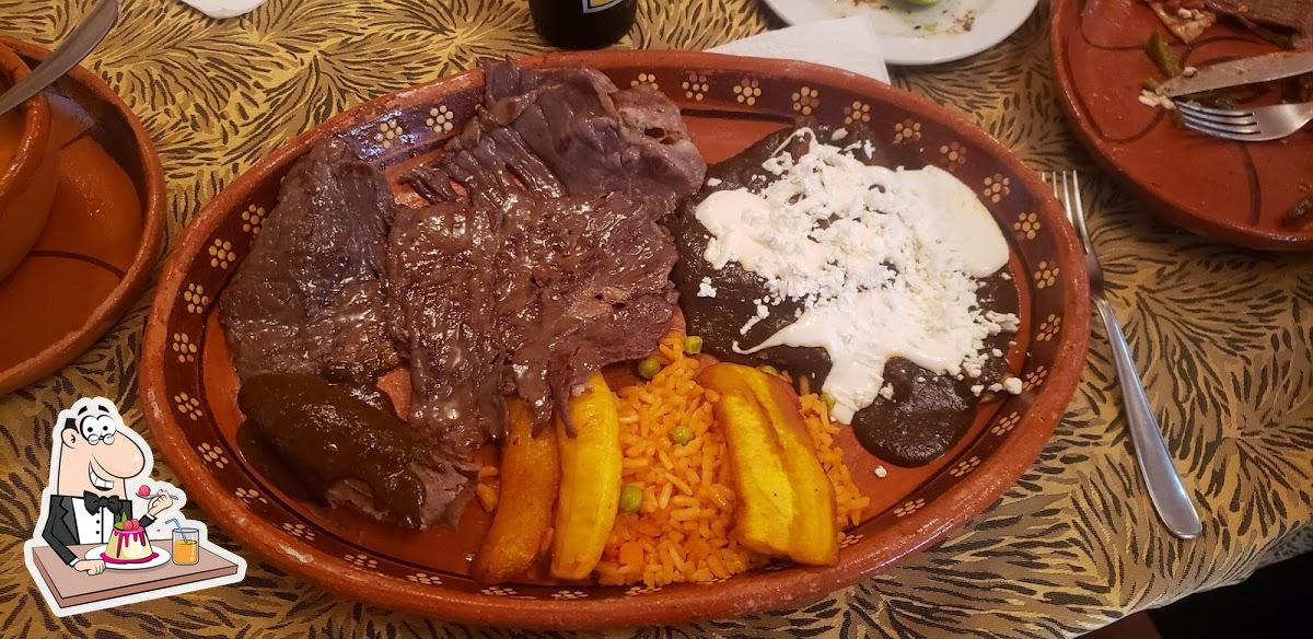 San Pedro restaurant, San Bartolomé Av. Niños Heroes 84