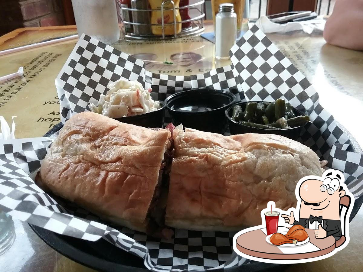 Tom & Earl's Back Alley Grill in Gatlinburg Restaurant menu and reviews