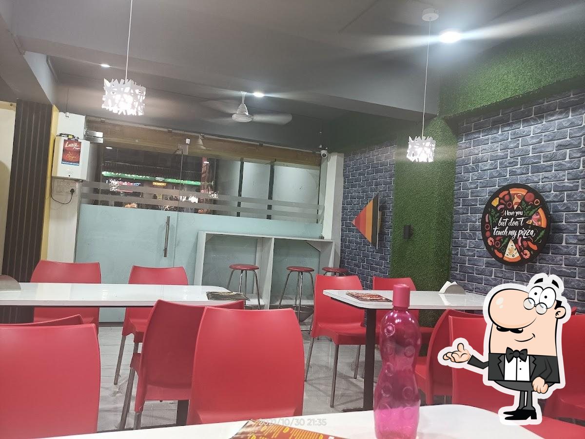 Laziz Pizza-Sakchi, Jamshedpur - Restaurant reviews