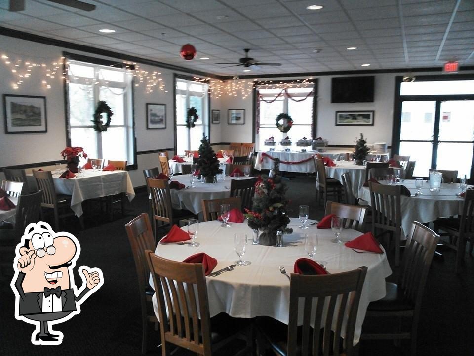 Hopedale Country Club in Hopedale Restaurant reviews