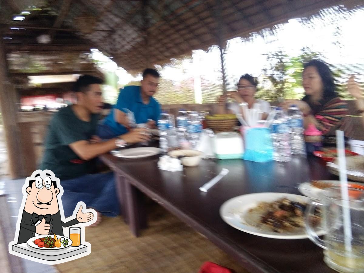 Pondok Makan Dan kolam Boga Rasa Indah restaurant, Palangkaraya ...