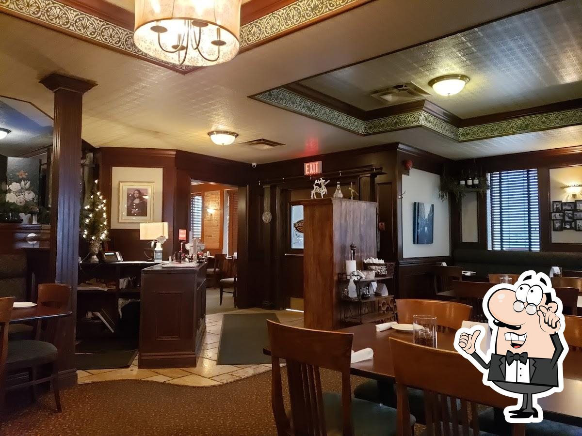 Ennio's Pasta House in Waterloo Restaurant menu and reviews