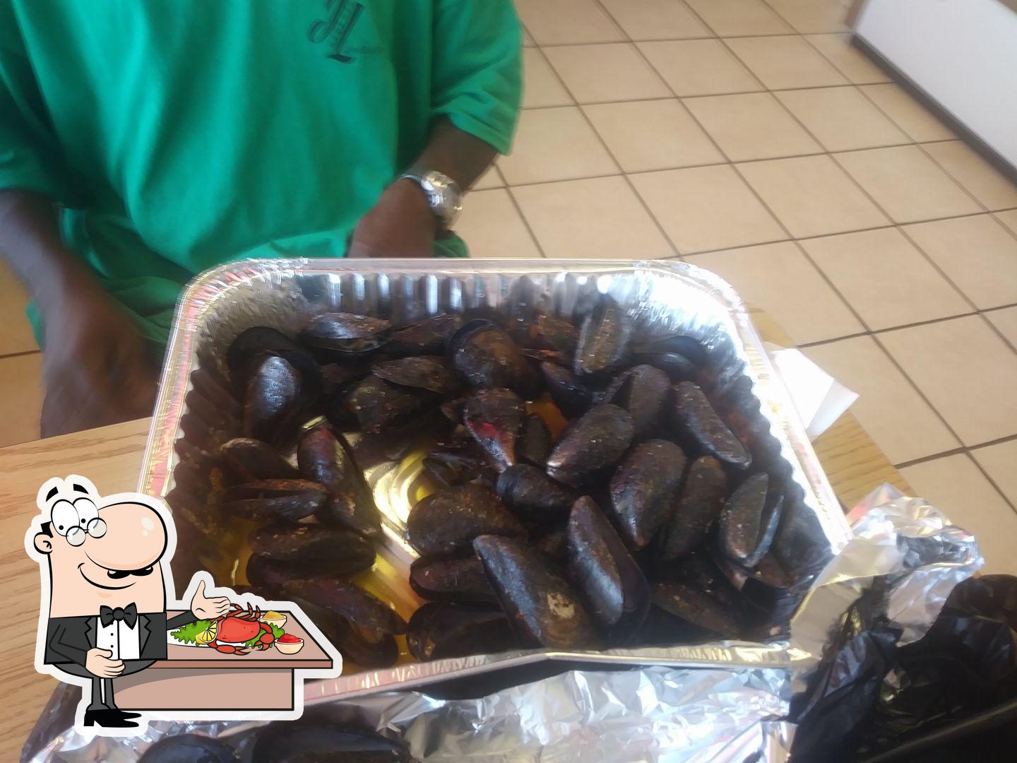 Laurel Seafood in Clementon Restaurant menu and reviews