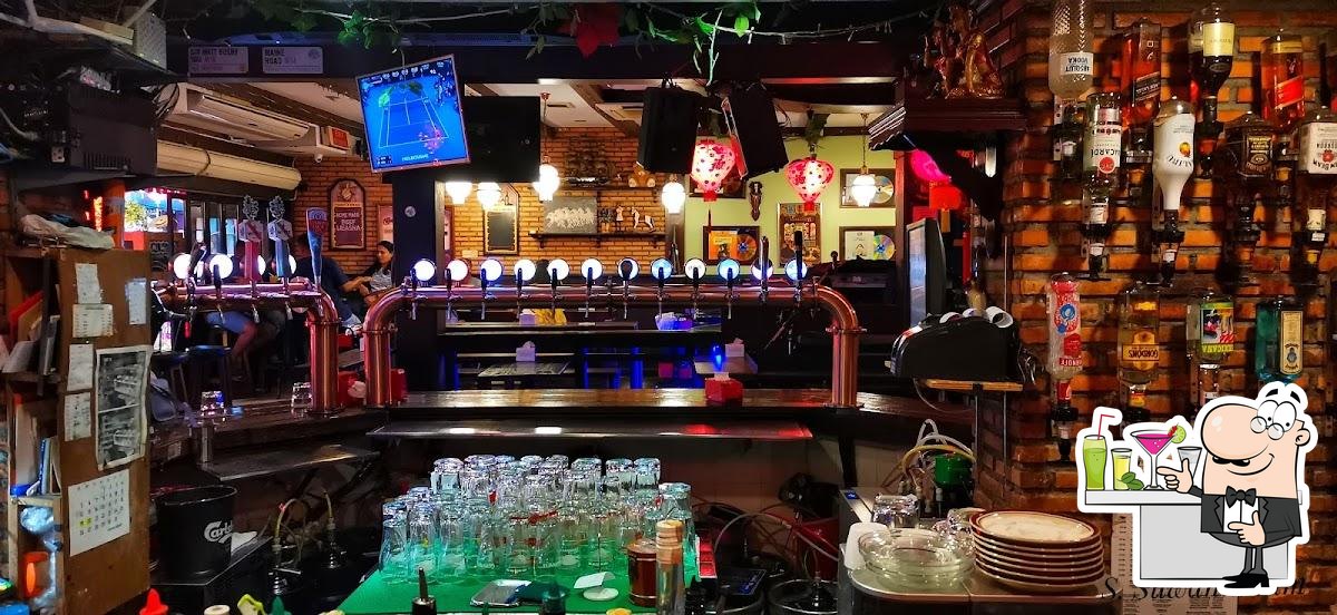 Post Laser Disc Pub, Hat Yai, 8284 Thamanoonvithee Road Restaurant