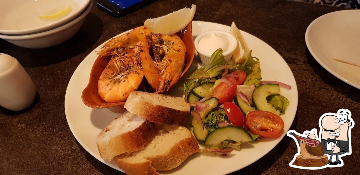 Newton's Wine and Tapas Bar in Bourne Restaurant reviews
