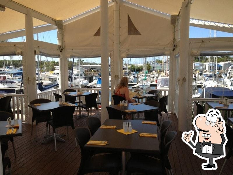 Marina Bar and Grill Tin Can Bay, 11 Emperor St in Tin Can Bay