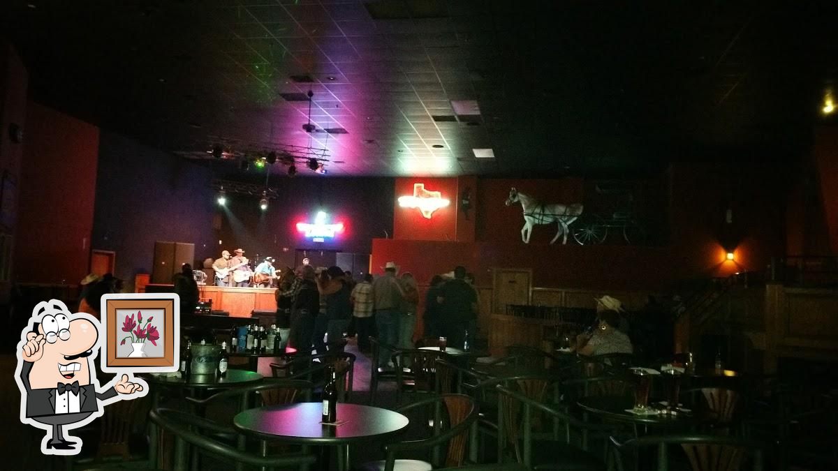 Mustang Lounge Night Club in Weslaco Restaurant reviews
