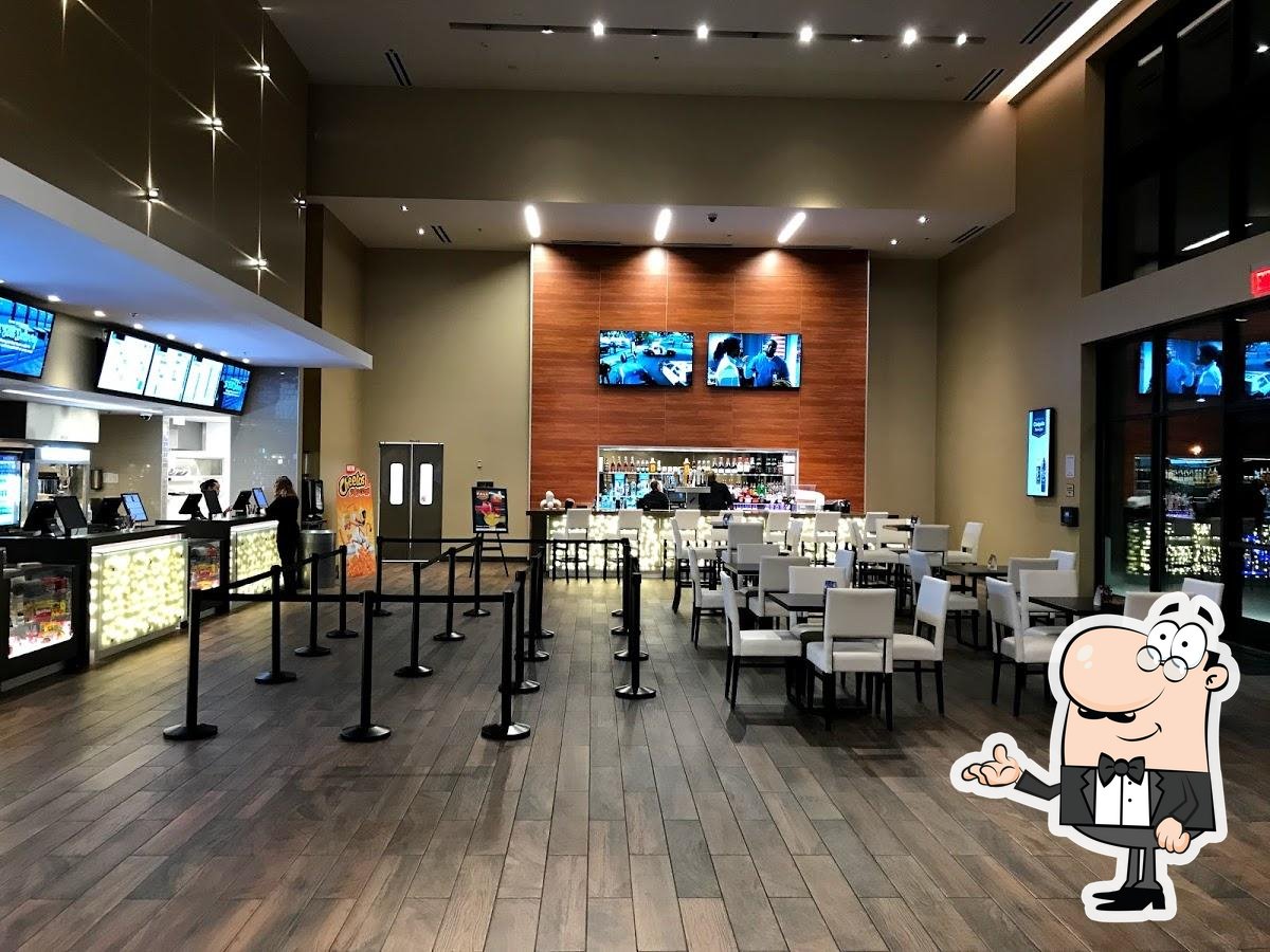 Cinépolis Luxury Cinemas in Euless - Restaurant reviews