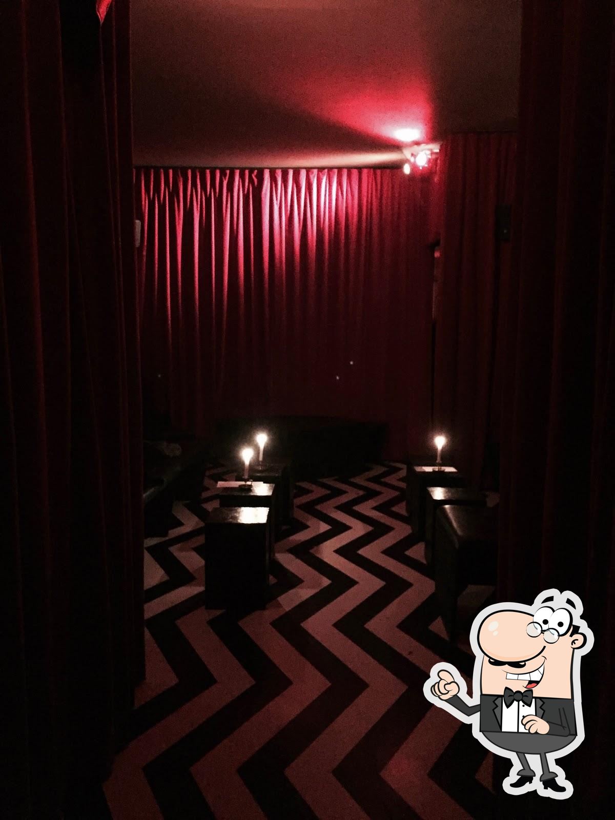 Twin Peaks themed bar & restaurant, The Black Lodge Vancouver