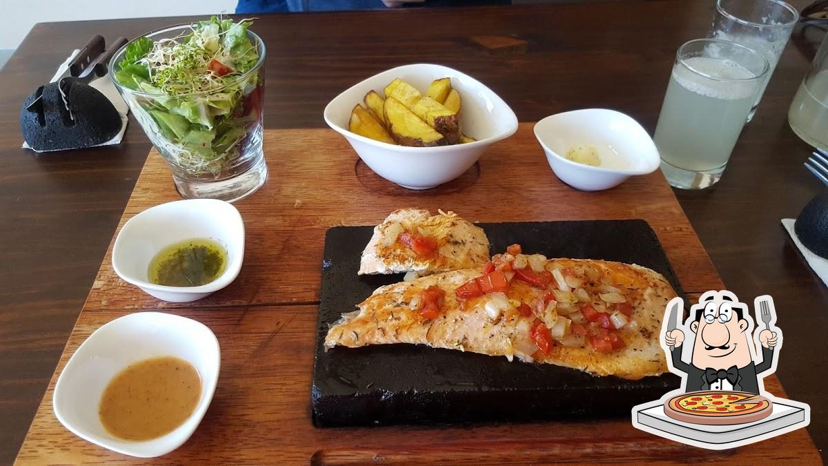 MARAY carnes y pizzas a la piedra volcánica restaurant, Chivay - Restaurant  reviews