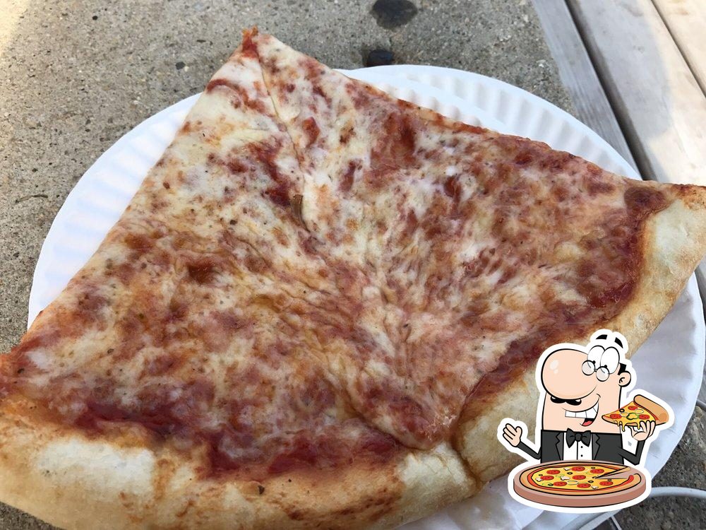 Brick Oven La Capricciosa Pizza in Greenport Restaurant menu and reviews