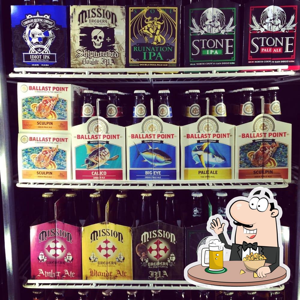Greenfield Plaza Liquor & Deli in El Cajon Restaurant menu and reviews