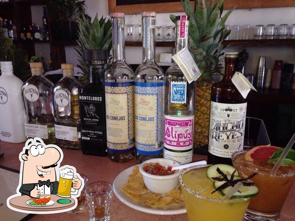 La Morena pub & bar, Todos Santos - Restaurant reviews