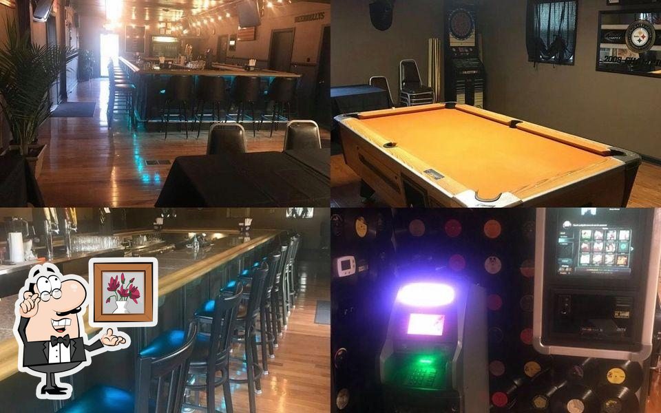 Beer Belly's Bar & Grill in West Elizabeth Restaurant menu and reviews