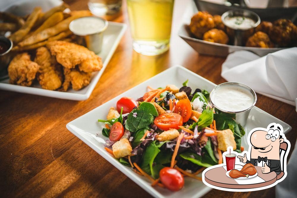 The White Buffalo Bar & Grille in Mackinaw City Restaurant reviews