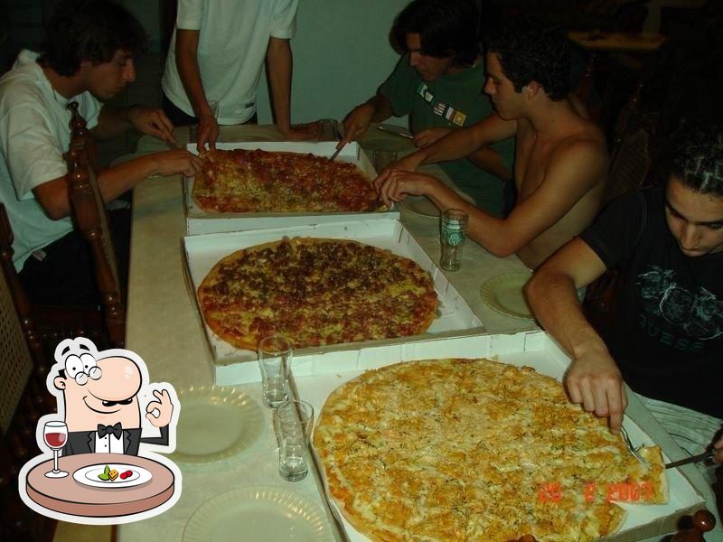 Super Pizza Gigante Itajai - Boa Noite Clientes e Amigos Que tal pedir  uma deliciosa pizza no conforto do seu lar, já estamos atendendo pelos  fones; 33469199 ou 988678841 whats