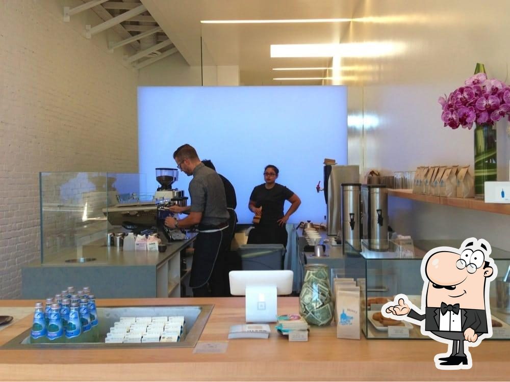 Blue Bottle Coffee, 1103 Abbot Kinney Blvd in Culver City Restaurant