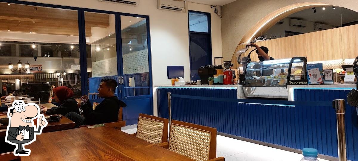 PAPER CUP COFFEE - Tunjungan restaurant, Surabaya - Restaurant reviews