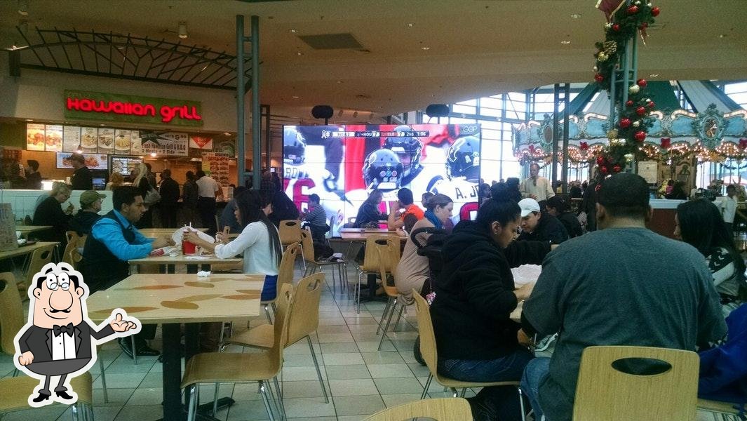 Woodlands Mall food court reopened today for indoor dining