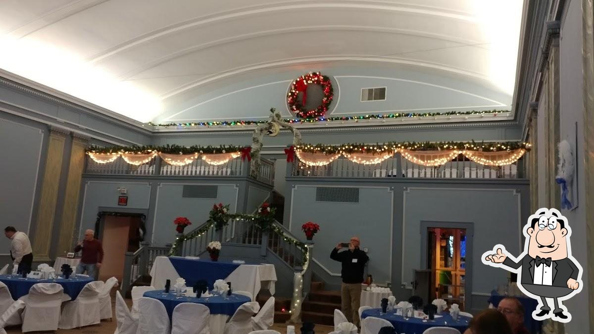 Historic Elwood Opera HouseandDuckCreekCenterfortheArts, 202 S Anderson