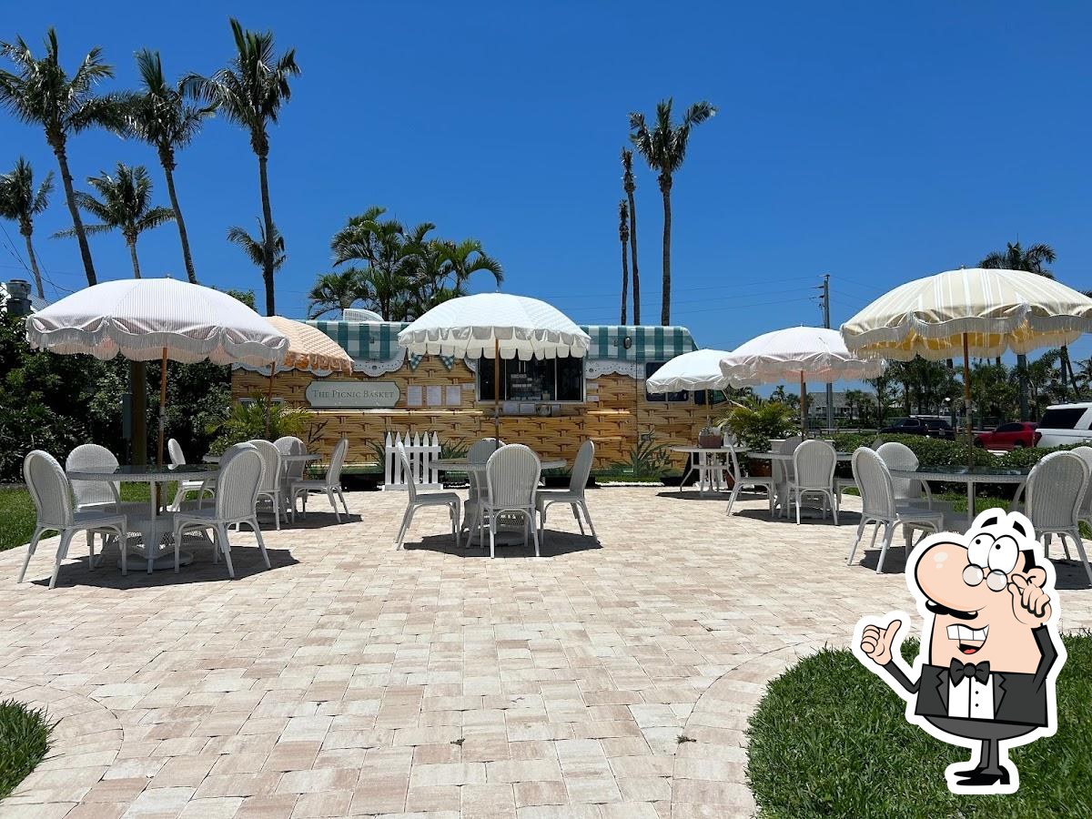 The Picnic Basket in Boca Grande Restaurant menu and reviews