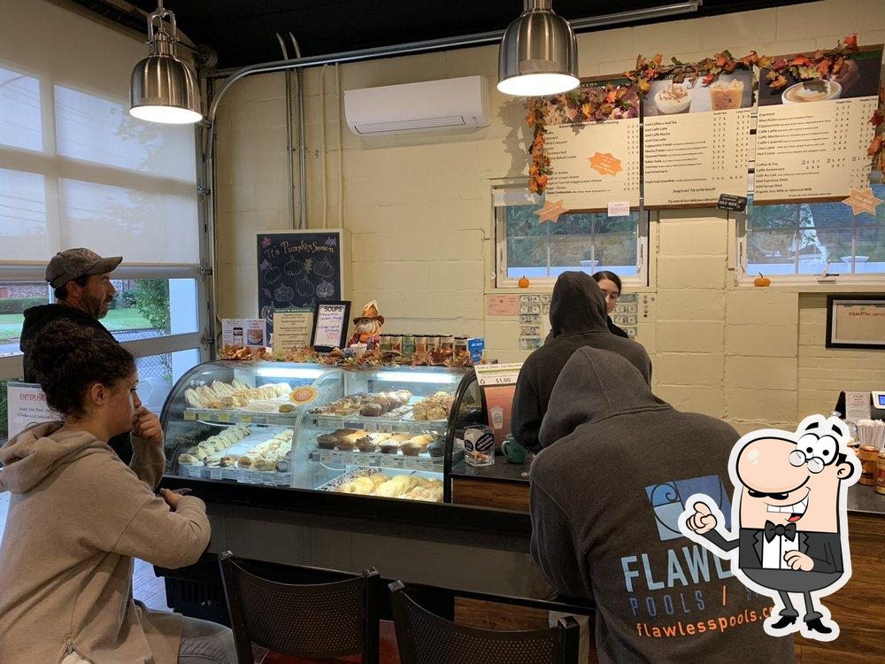 Hampton Coffee Company in Aquebogue Restaurant reviews
