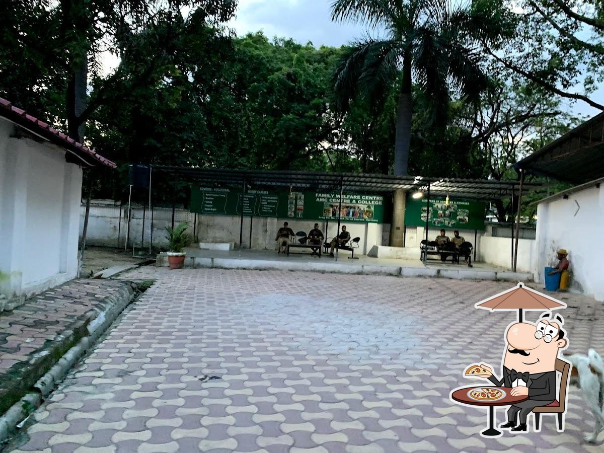 AMC Centre & College CSD Canteen, AMC CENTRE UTILITY COMPLEX, Lucknow