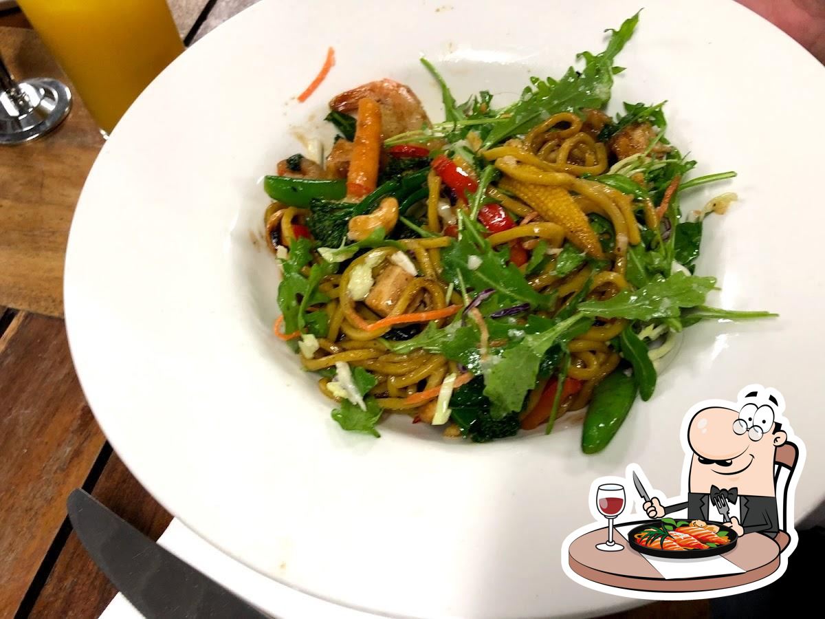Kingsway Bar & Bistro in Darch Restaurant menu and reviews