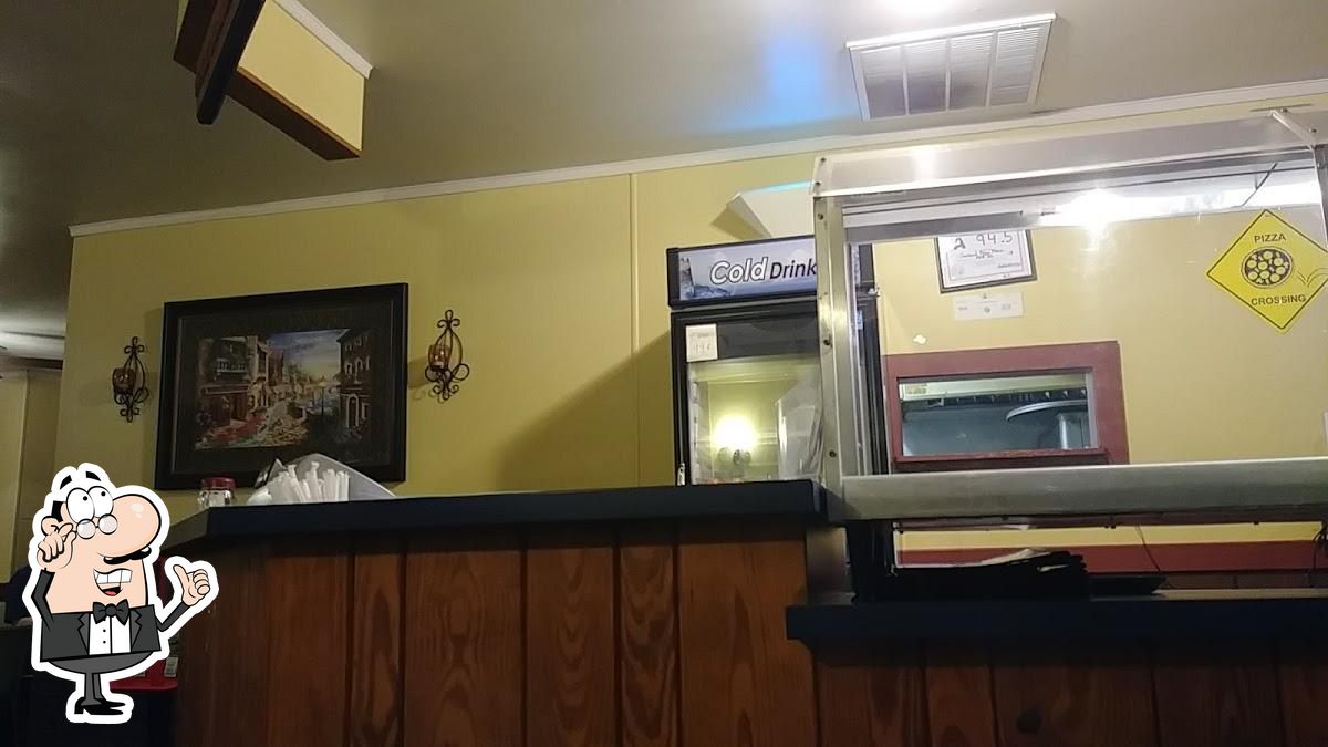 Garland Pizza in Garland Restaurant menu and reviews