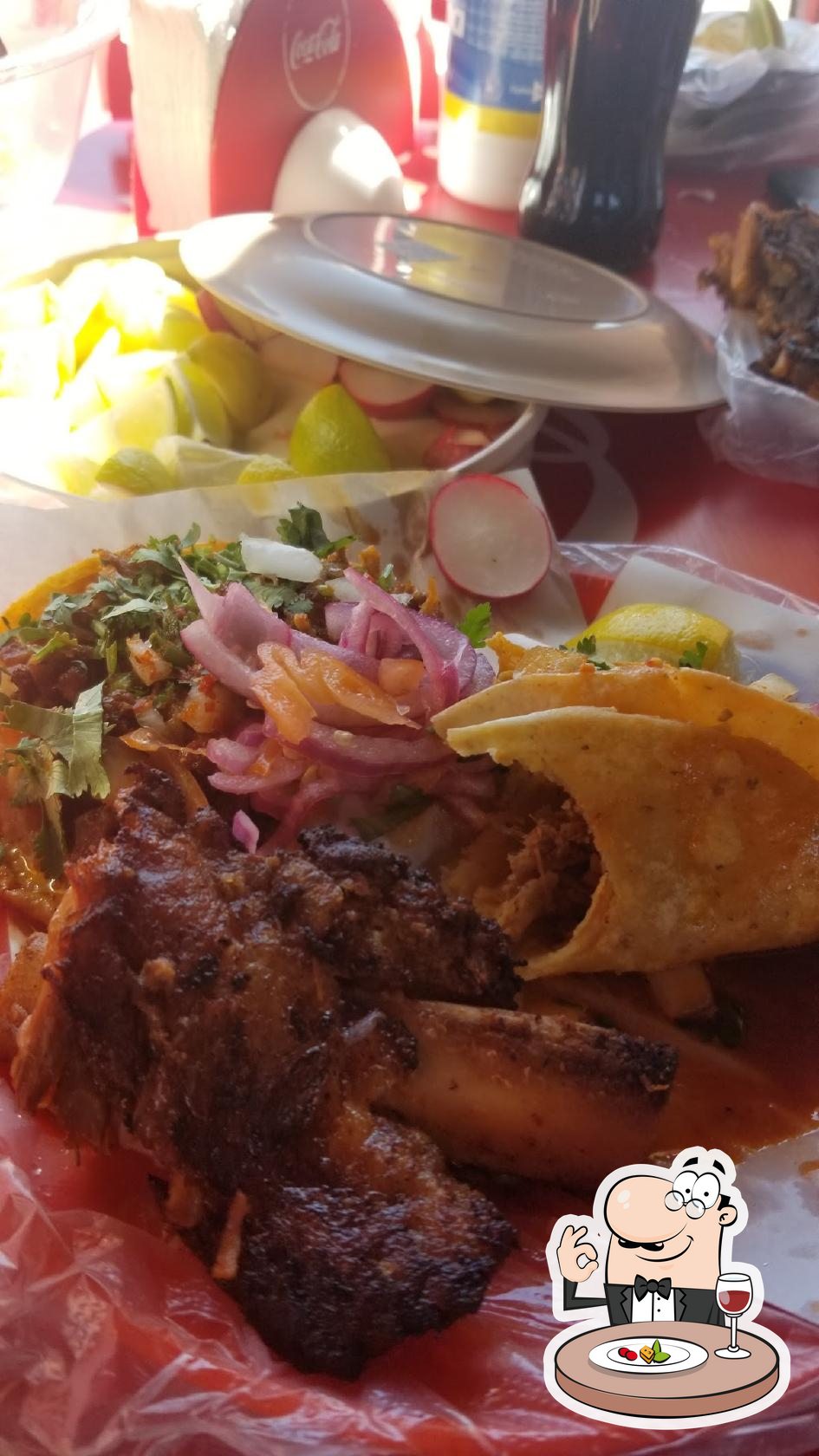 Tacos de birria El Cholo Paisa restaurant, Tijuana - Restaurant reviews