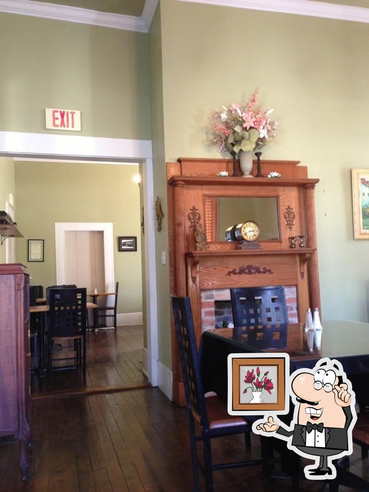 Dowling House in Live Oak Restaurant reviews