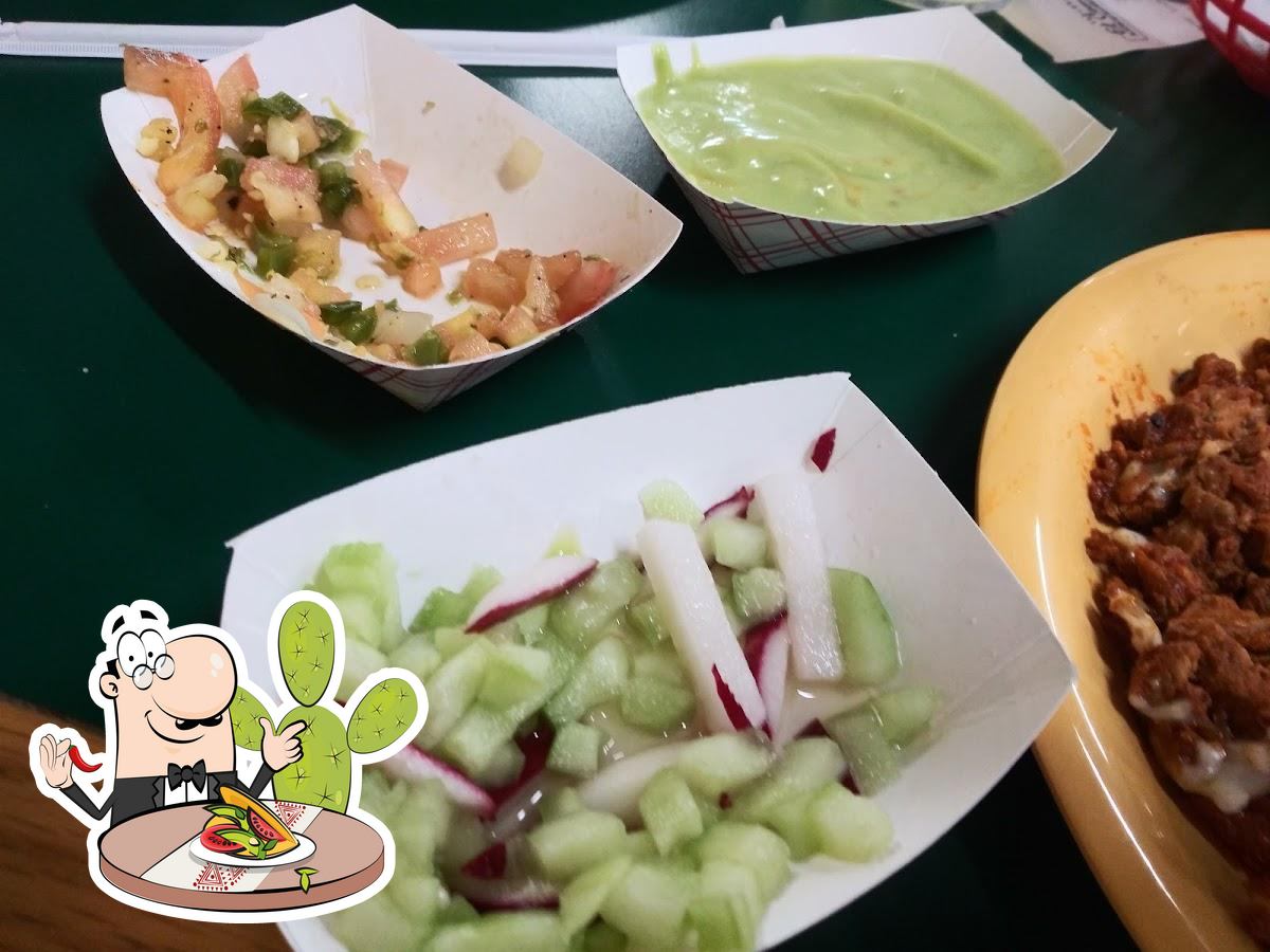 Taqueria El Cometa, 4131 N Mesa St in El Paso Restaurant menu and reviews