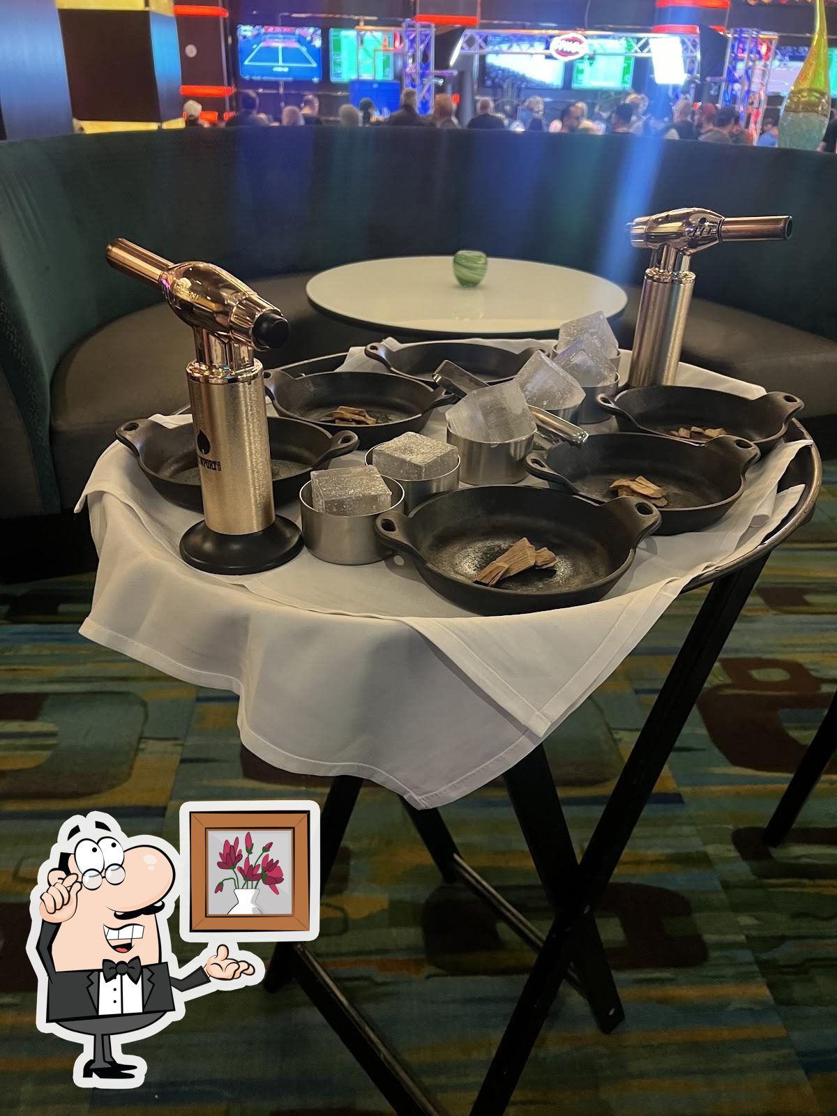 Chart House, Las Vegas Restaurant menu, prices and reviews
