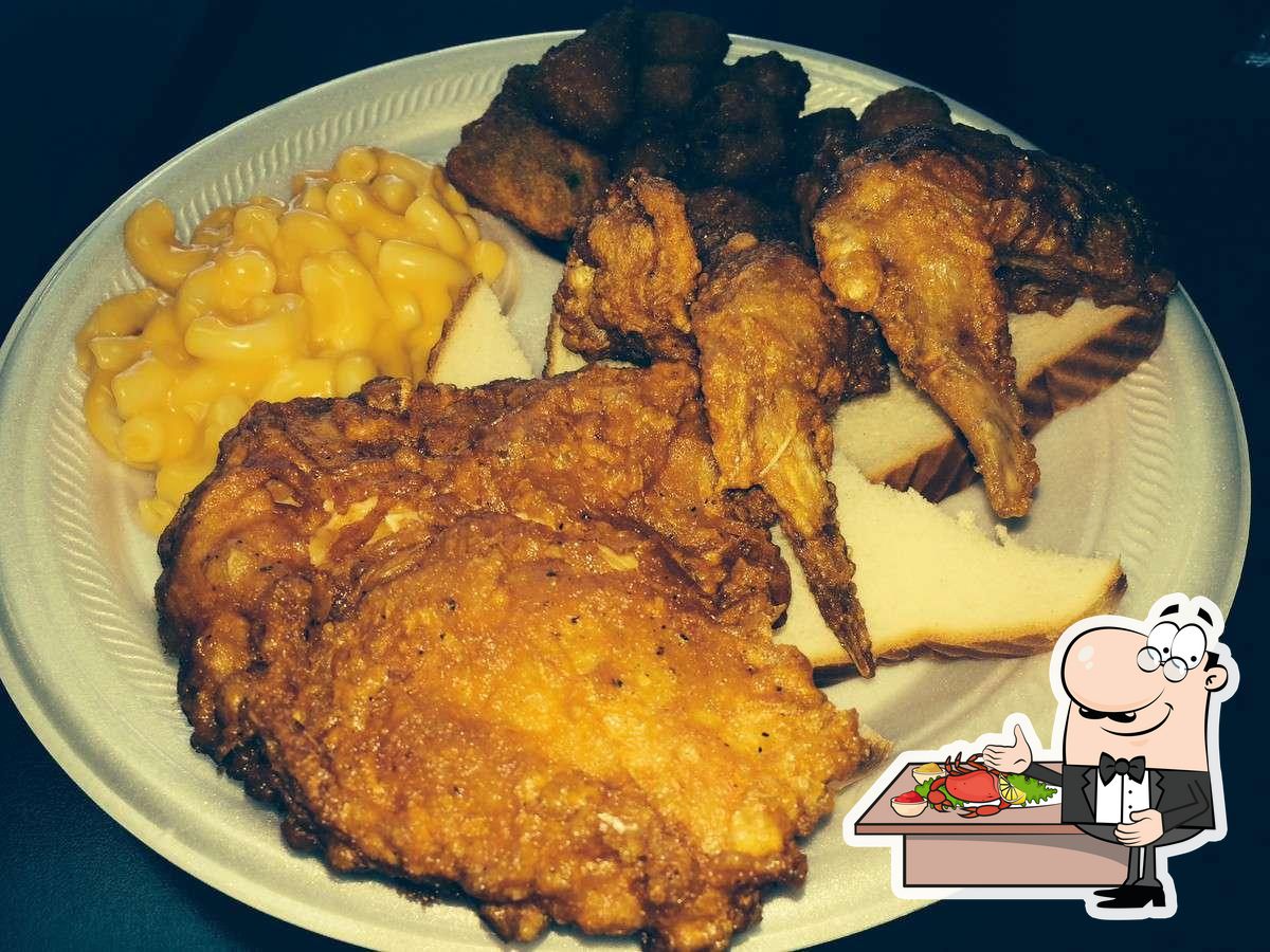 Gus S World Famous Fried Chicken 2943 N Germantown Pkwy In Bartlett Restaurant Menu And Reviews