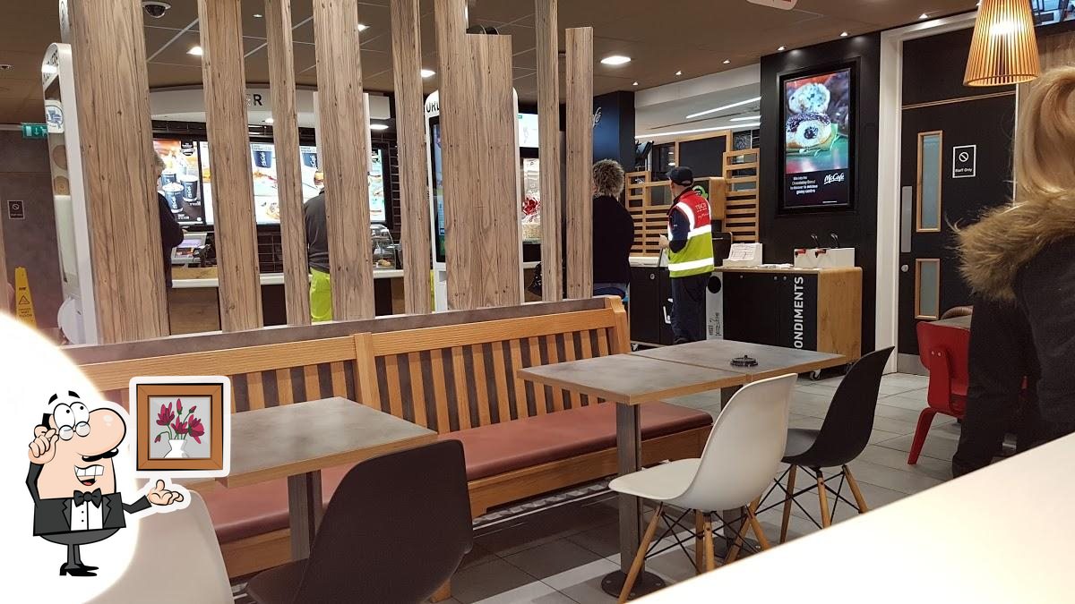 McDonald's, Cameron Toll Shopping Centre, 3 Sharpdale Loan in Edinburgh