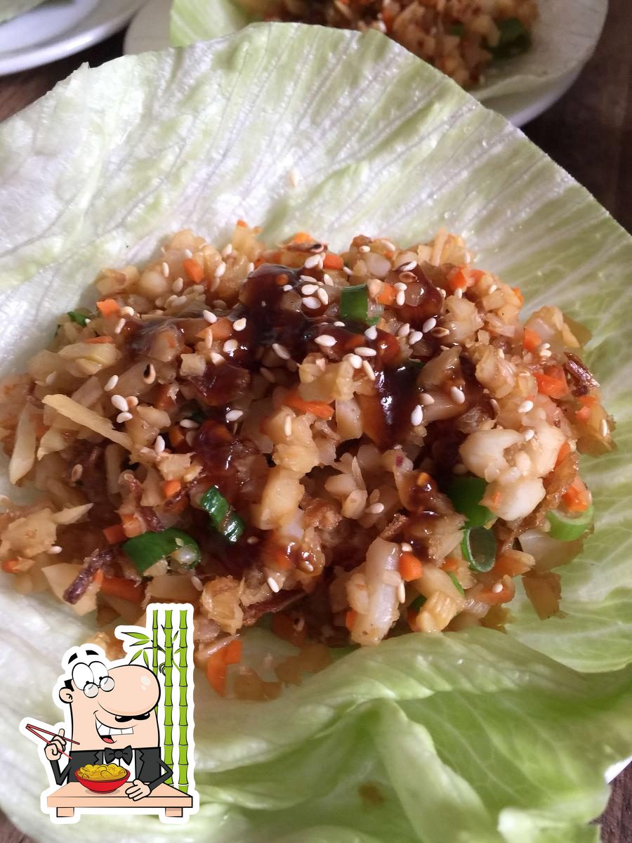 Peony Flower Inn in Huntingdale Restaurant menu and reviews