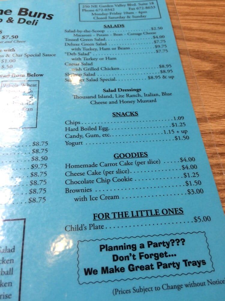 Menu at Between the Buns Sandwich Shop restaurant, Roseburg
