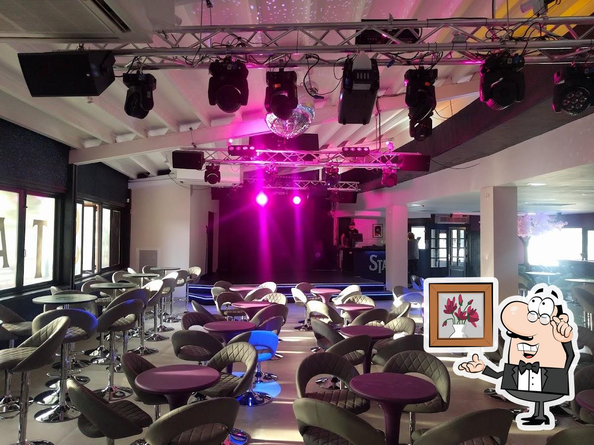 Stadium Karaoke Bar in Palmanova Restaurant reviews